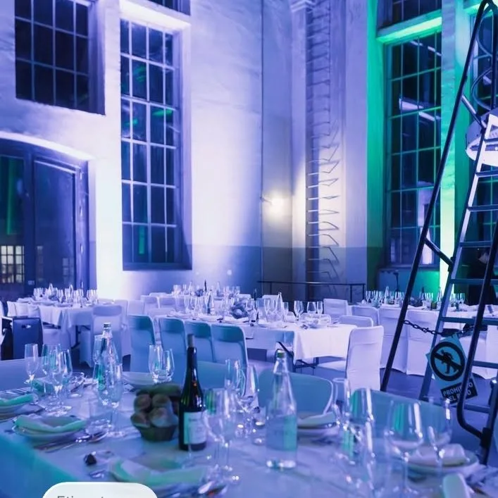 Salón montado para un gran evento
